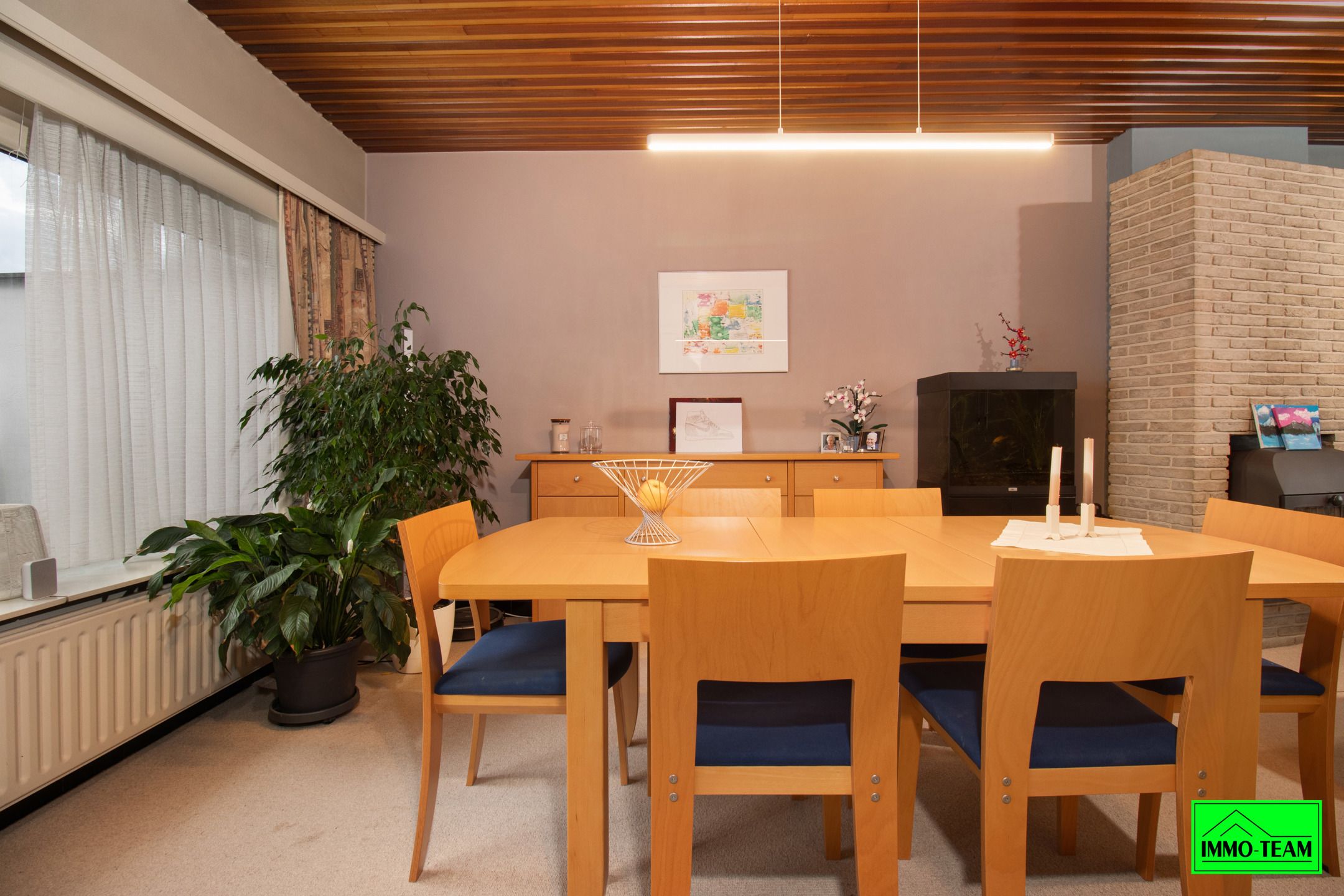 Ruime gezinswoning met tuin en garage in Denderleeuw foto 4