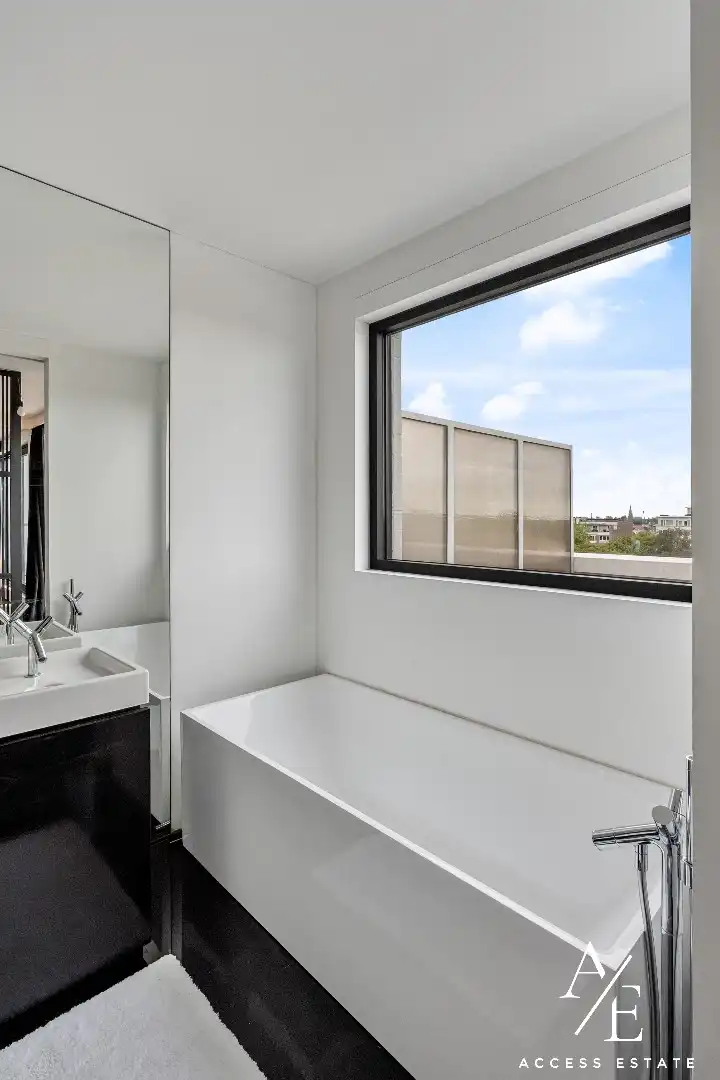 Exclusieve penthouse aan het Zuid met unieke vergezichten en 2 terrassen (65m²) te Gent foto 11