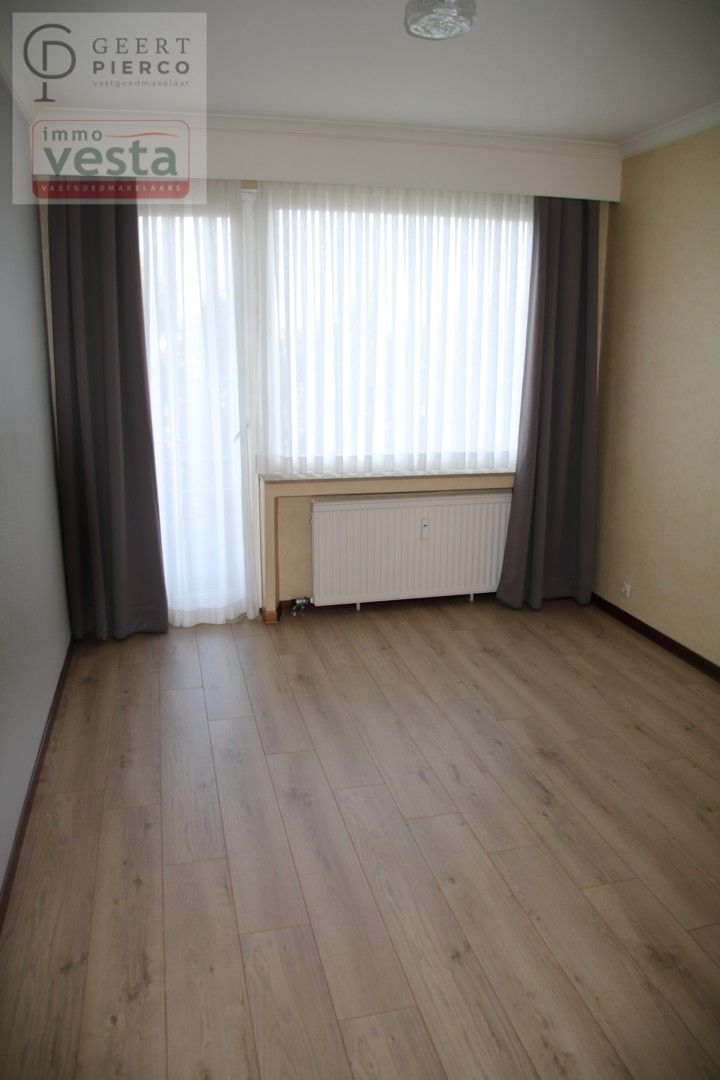 Gezellig appartement gelegen in het commercieel centrum van Landen foto 10