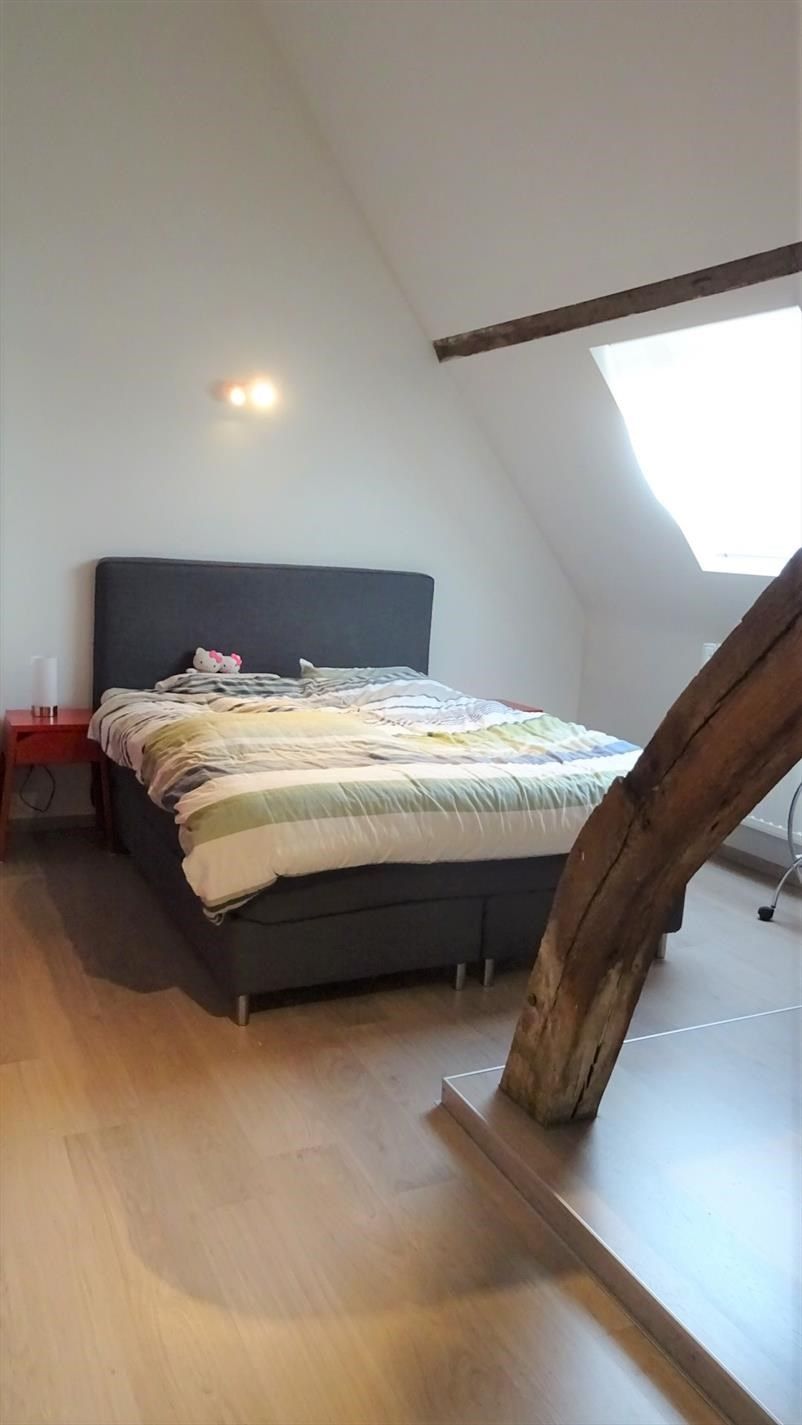 Goed gelegen, prachtige duplexapp met 2 slpks foto 5