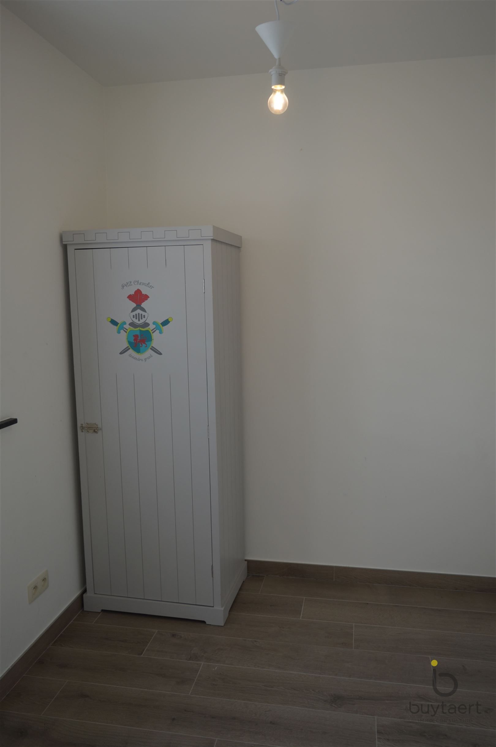 Recente ruime en lichte woning te Schilde. foto 9