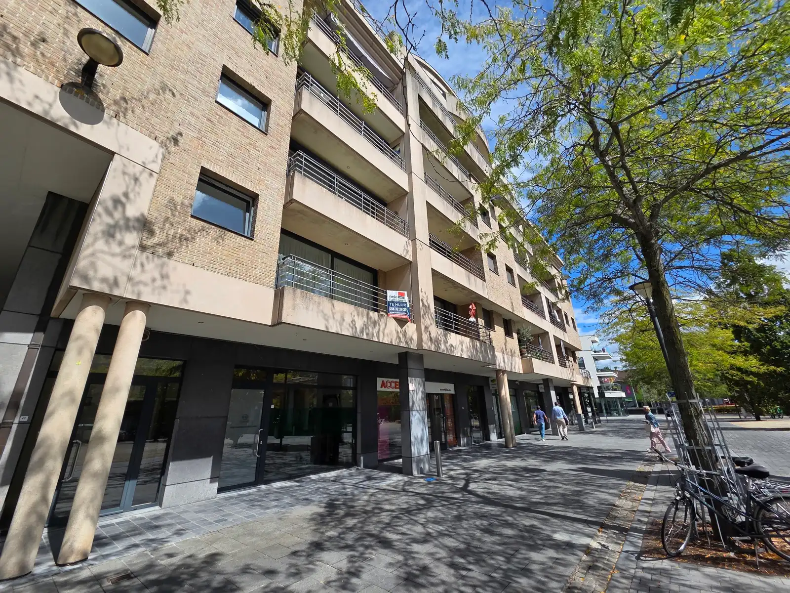 Instapklaar appartement met dubbele garage op de Veemarkt!!! foto 30