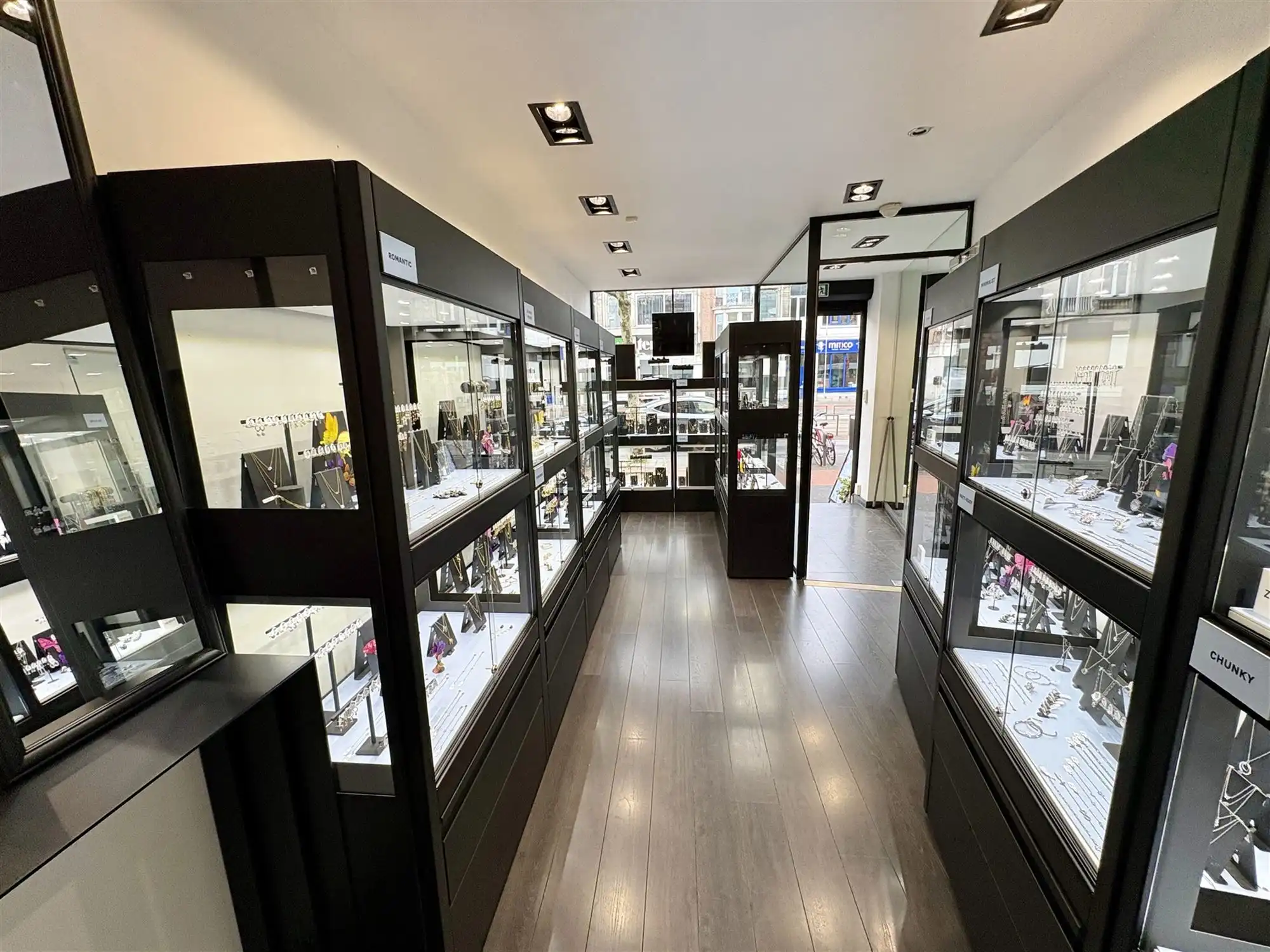 Handelshuis met 1 slaapkamer. foto 5