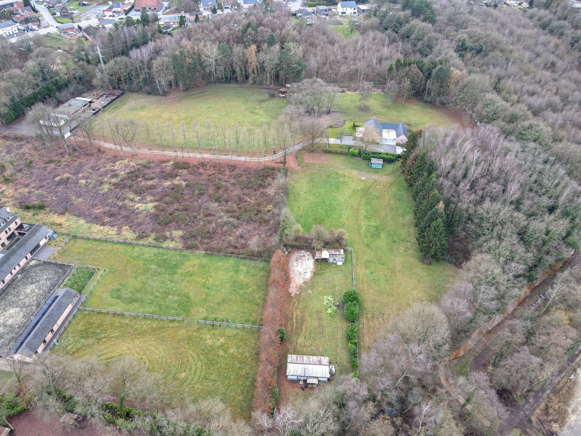 UNIEK LANDHUIS MET TOPLIGGING OP 2,55 HECTARE foto 59