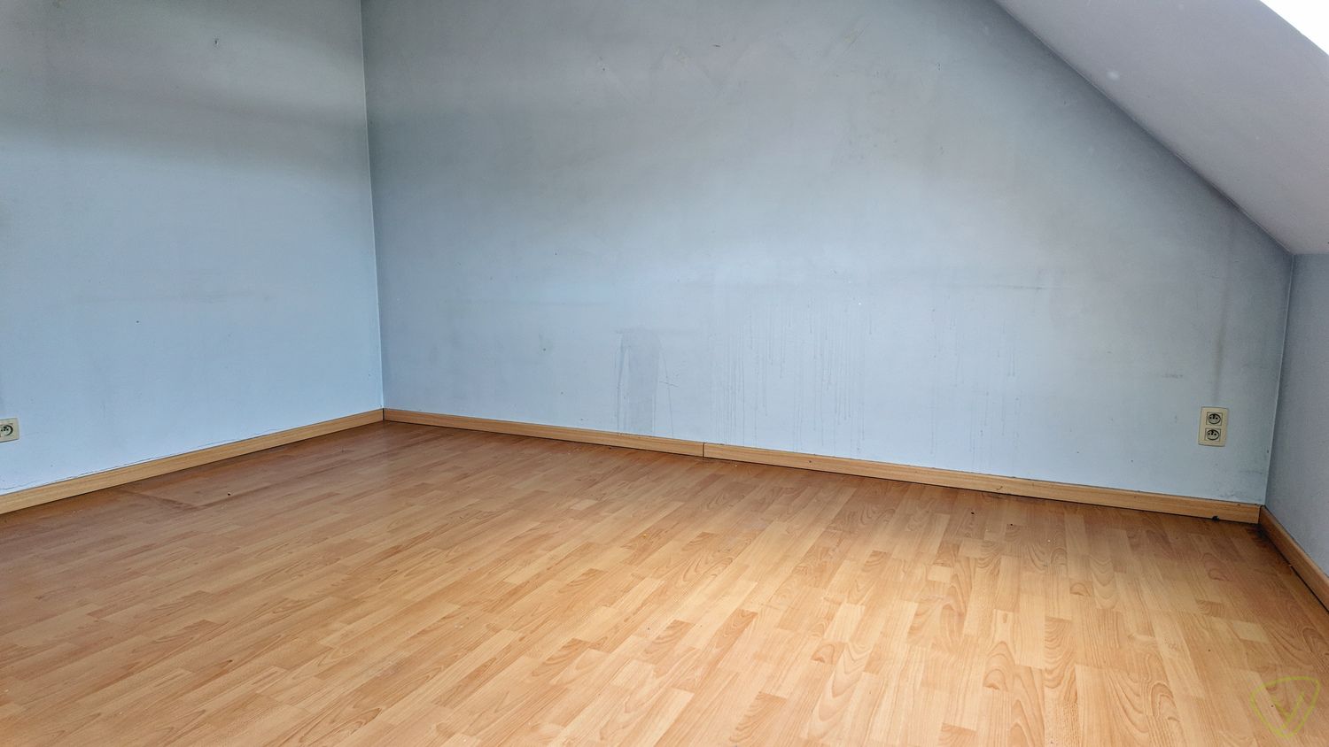 Gezellig en instapklaar duplexappartement met terras voor- en achteraan! foto 11