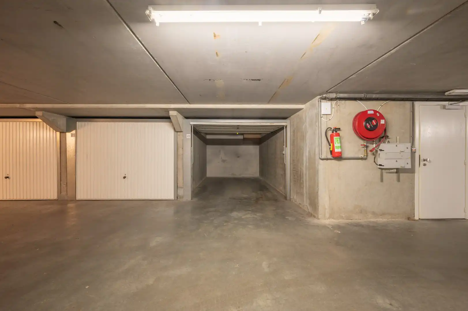 Uiterst ruim appartement met 3 slaapkamers en 2 badkamers   foto 23