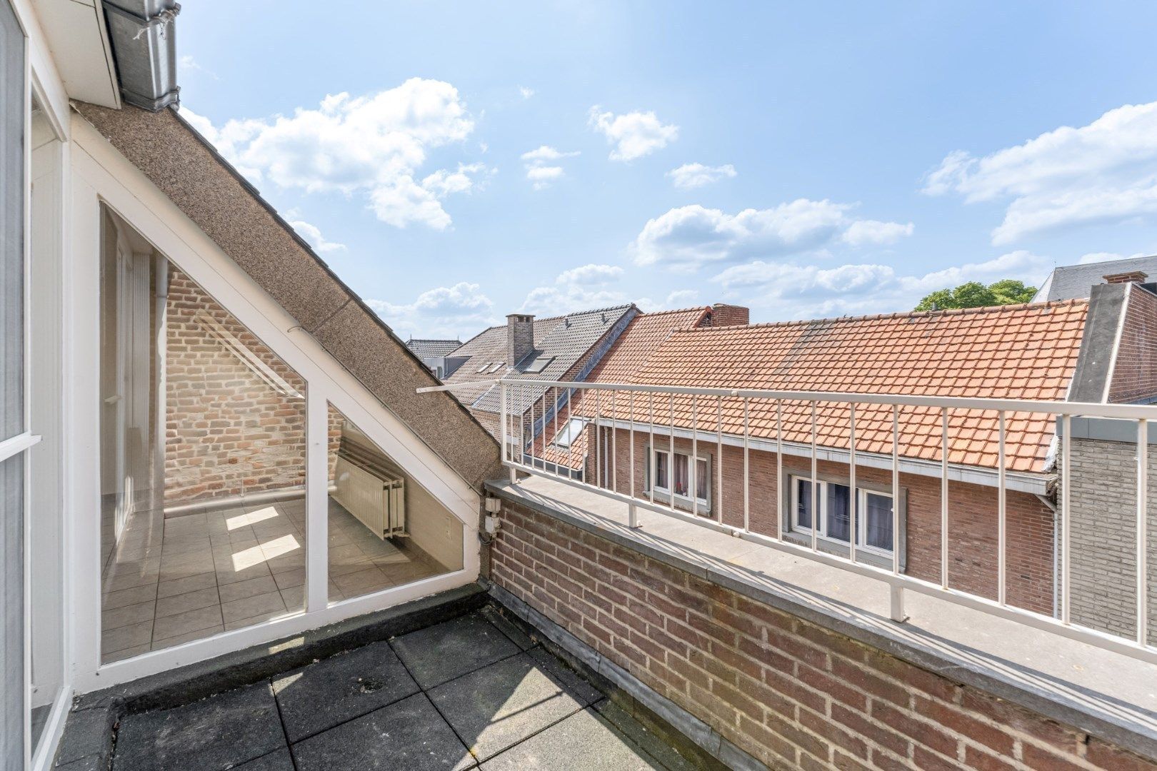 Goed verzorgd en gezellig duplex-appartement in het centrum met 2 slaapkamers, bureelruimte, terras foto 24