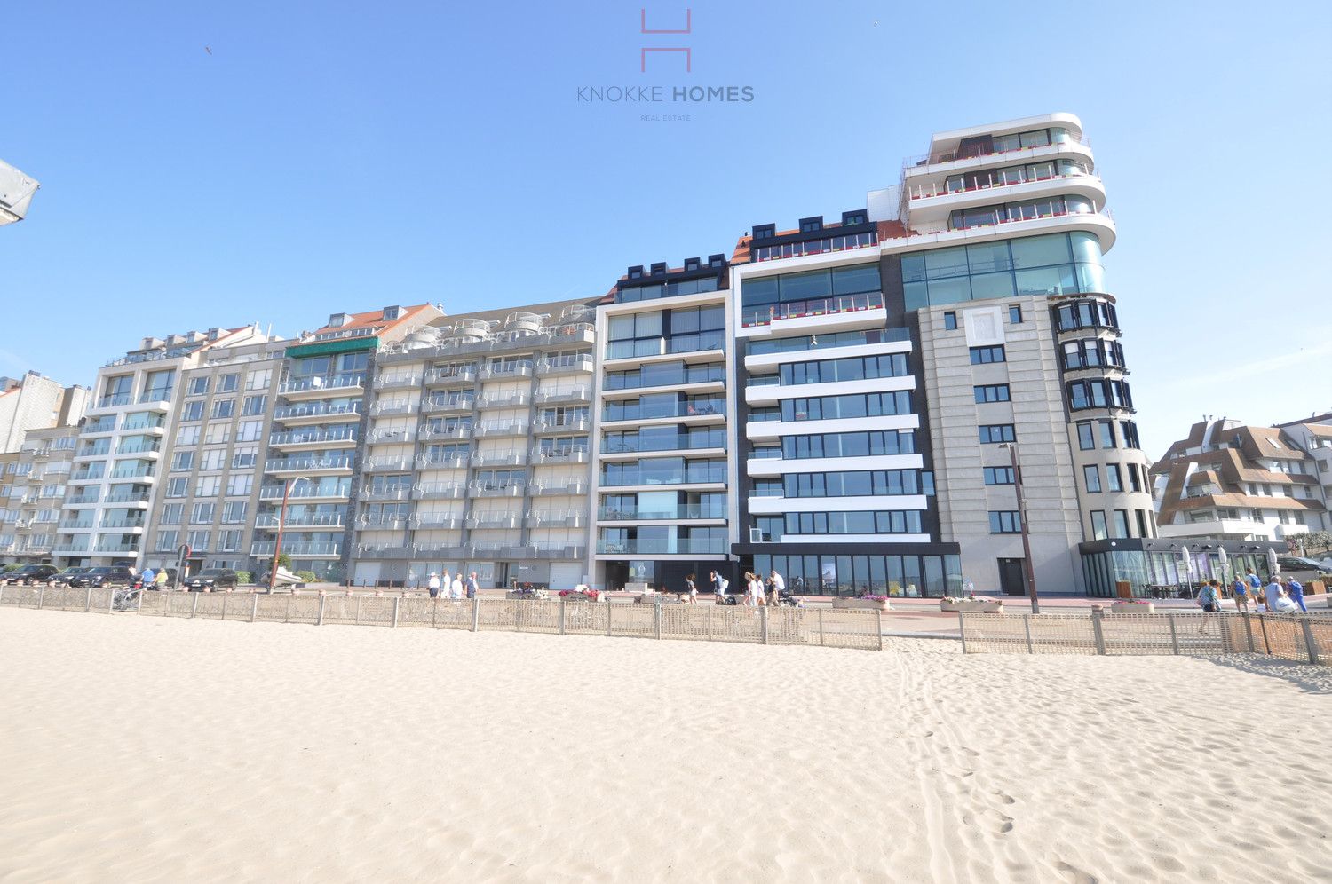 Instapklaar nieuwbouw-appartement met frontaal zeezicht aan het Albertstrand foto 14