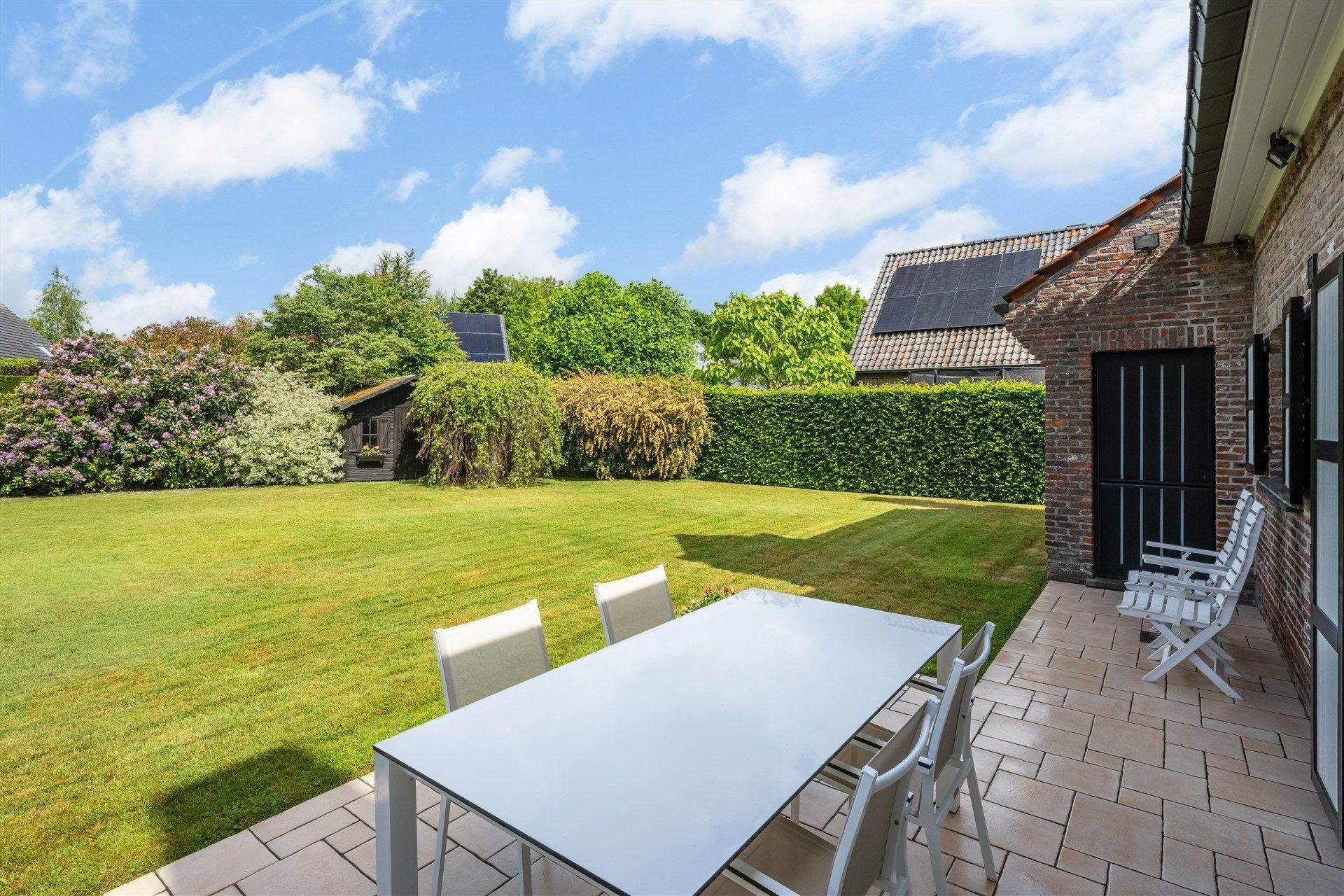 Topper! Instapklare woning in residentiële buurt, met zonnige tuin! foto 22