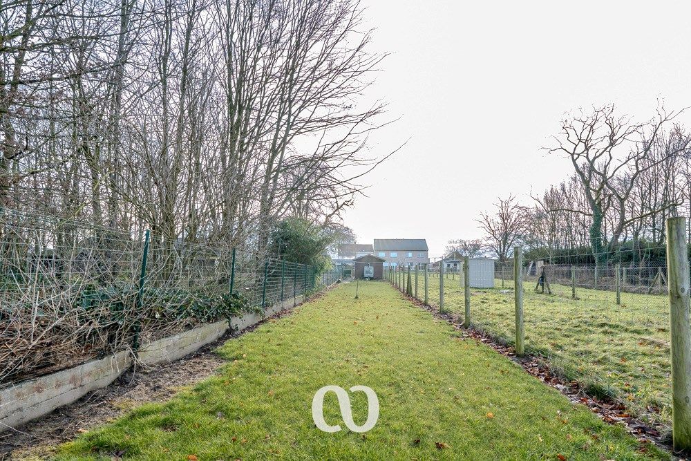 Te renoveren woning op topligging foto 13
