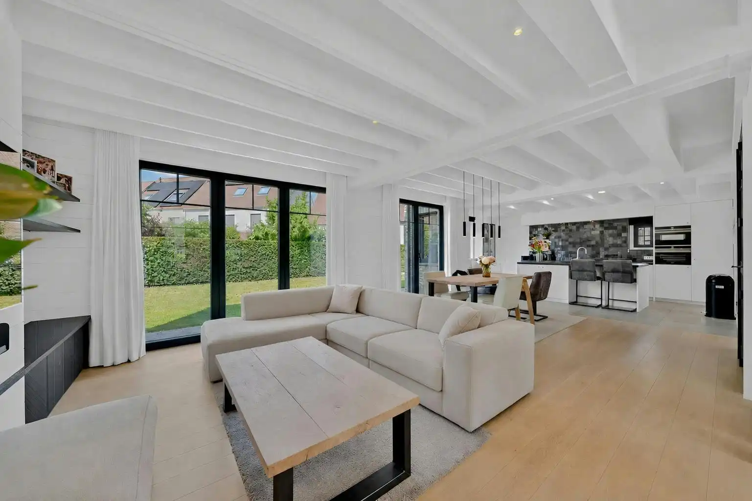 Prachtige villa met 5 slaapkamers te koop in Knokke-Heist foto {{pictureIndex}}