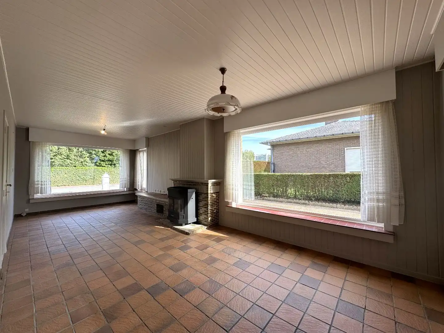 Te renoveren halfopen bebouwing met bijzonder veel potentieel in rustige verkavelingswijk foto 5