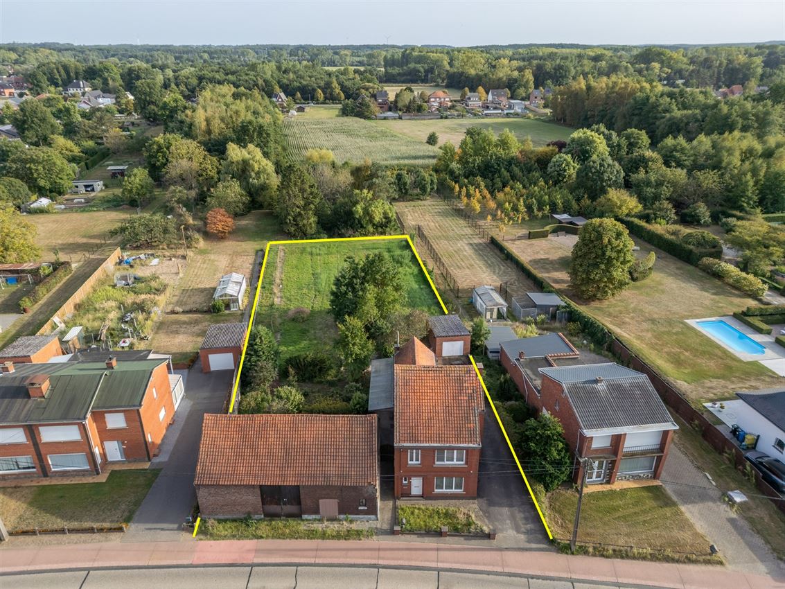 Woning (3 slk) met stal op 19a27ca foto 2