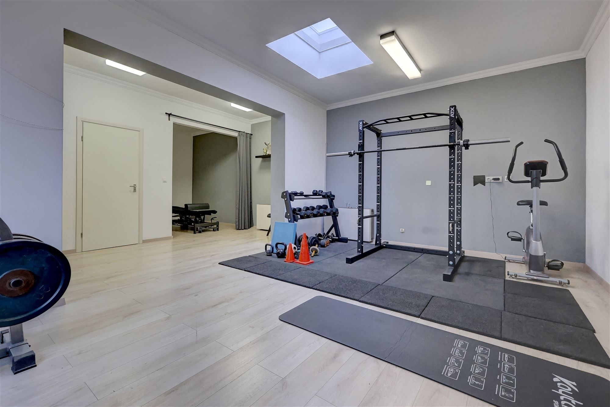 Handelsruimte in het hartje van Mechelen foto 5