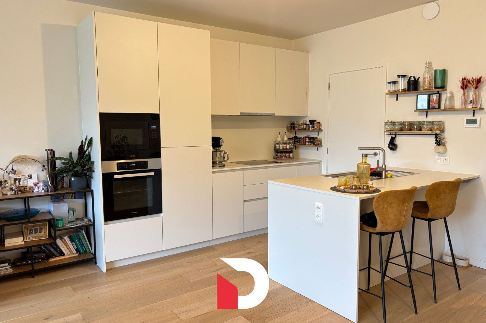 Luxueus gelijkvloers appartement met 2 slaapkamers en autostaanplaats foto 4