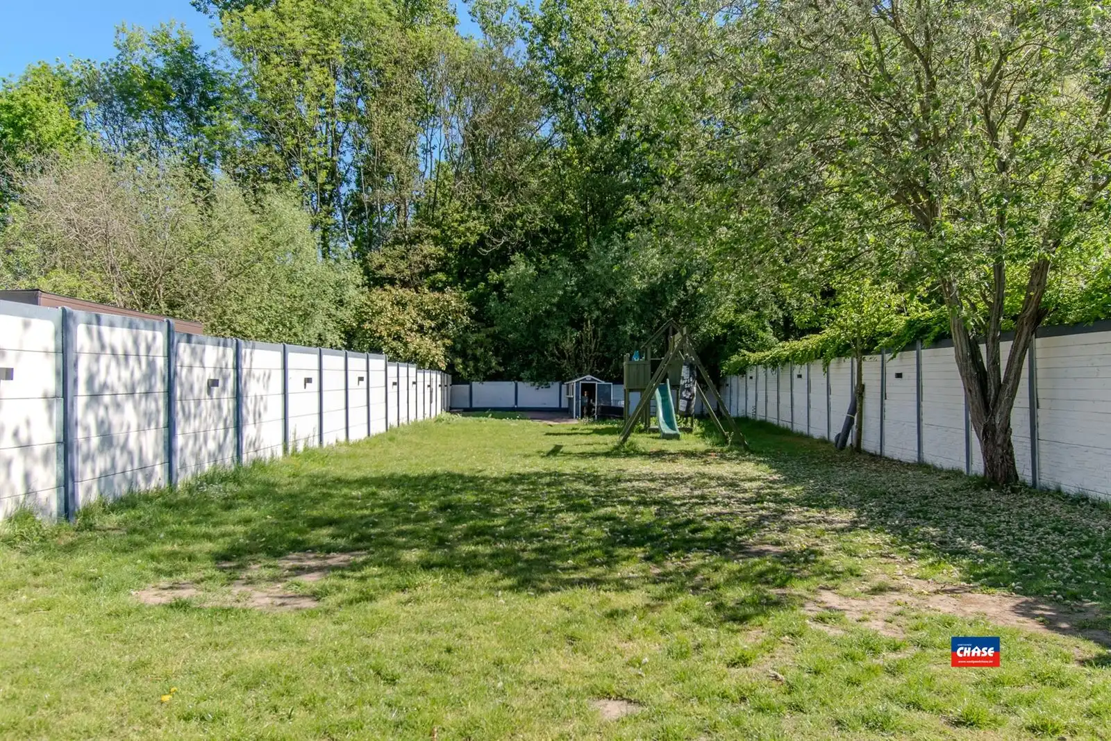 Nieuwbouwwoning met 4 slpks, 3 badk en tuin foto 2