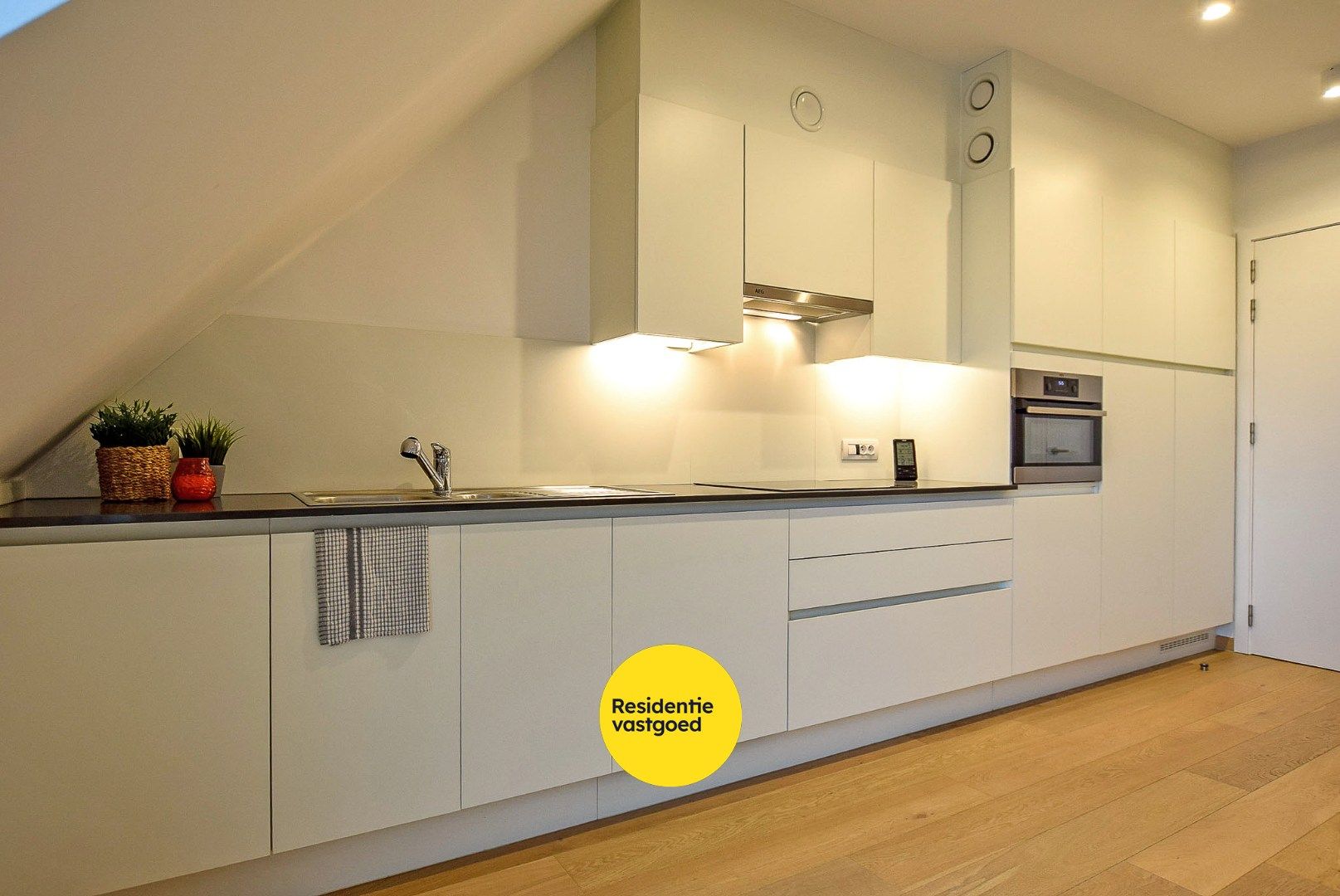 Prachtig 1-slaapkamerappartement (assistentiewoning) in Residentie Clarenhof, uniek wonen in hartje Nieuwpoort.  foto 5