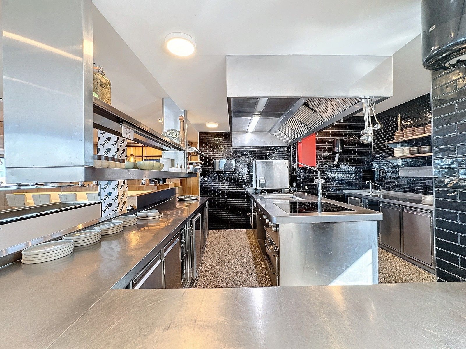 Uniek & exclusief aanbod: instapklaar (zo goed als nieuw) HANDELSPAND, inclusief de VOLLEDIGE inboedel TE HUUR op de zeedijk te Zeebrugge! foto 13