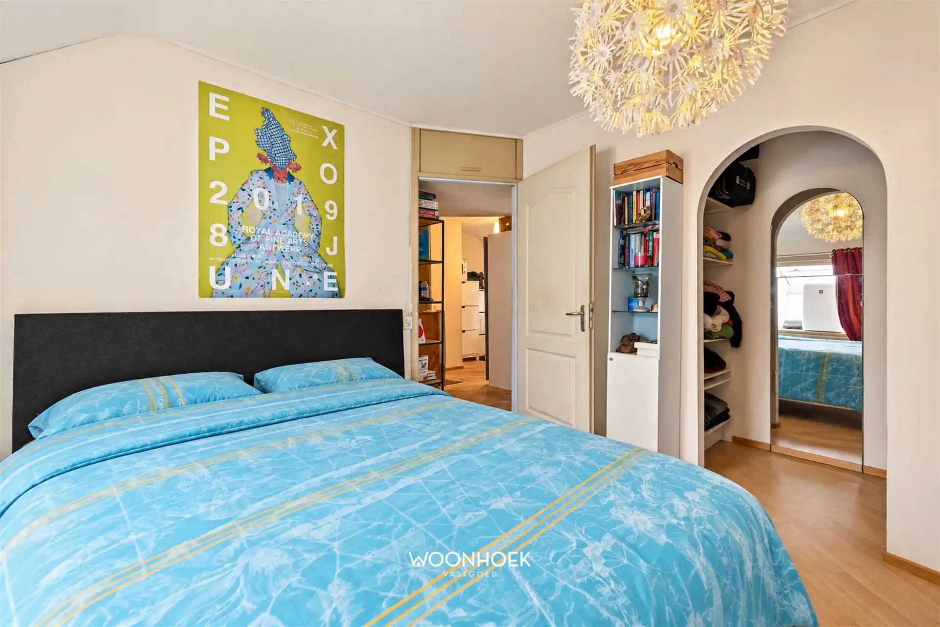 Halfopen bebouwing op een royaal perceel van 1.595 M² foto 18