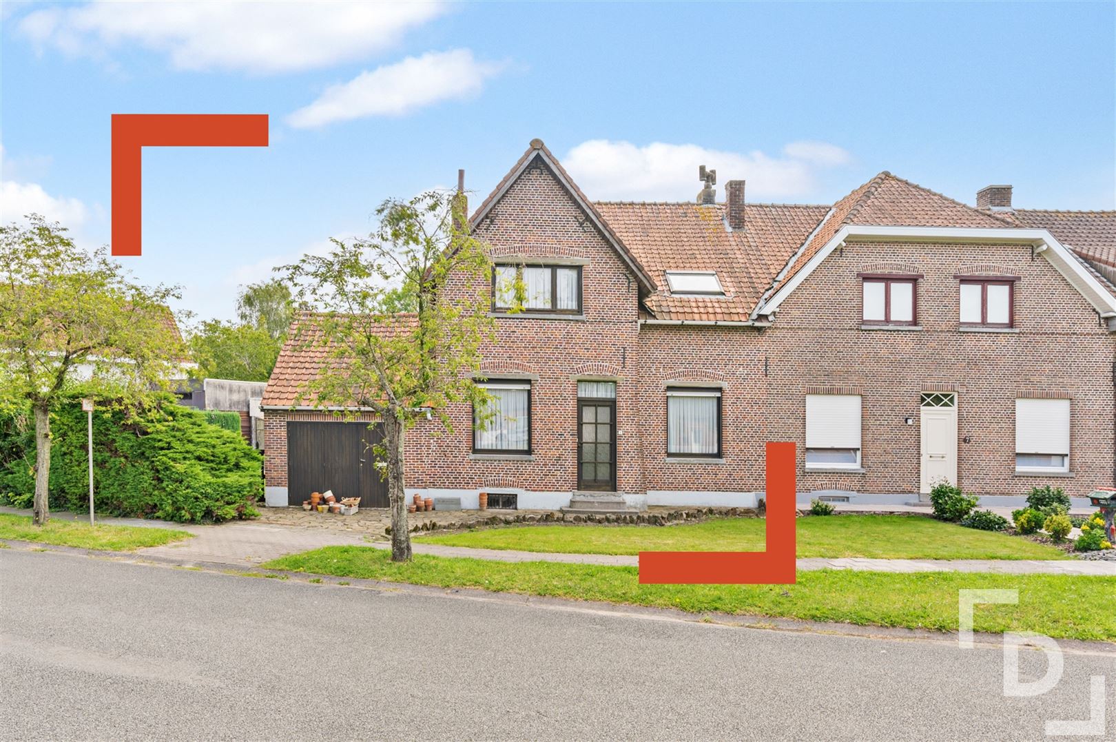 Te renoveren woning op rustige, centrale ligging foto 1