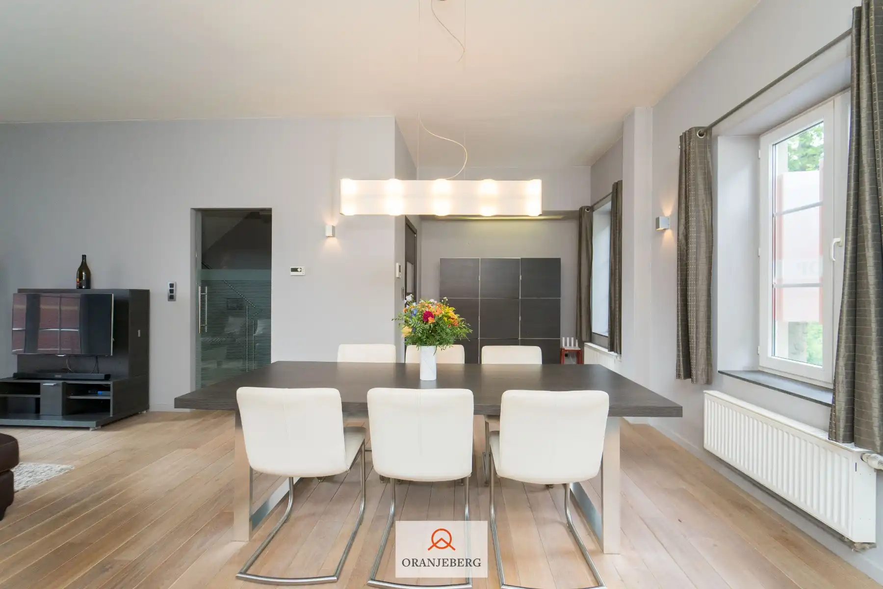 Leuke woning tussen Prinsenhof en Begijnhof aan het water foto 19