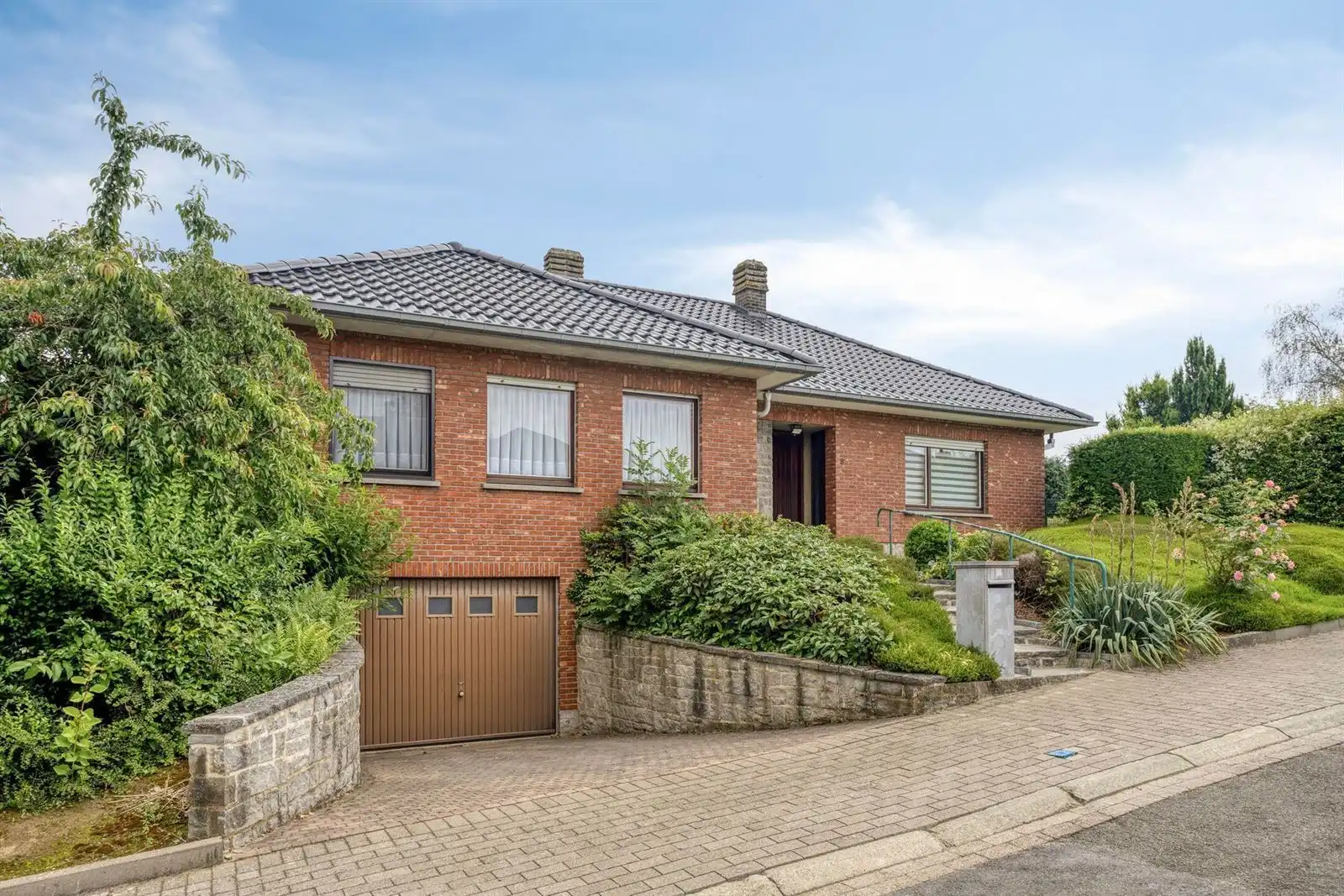 Prachtig gelegen bungalow met 3 à 4 slaapkamers op 6a 53ca foto 2