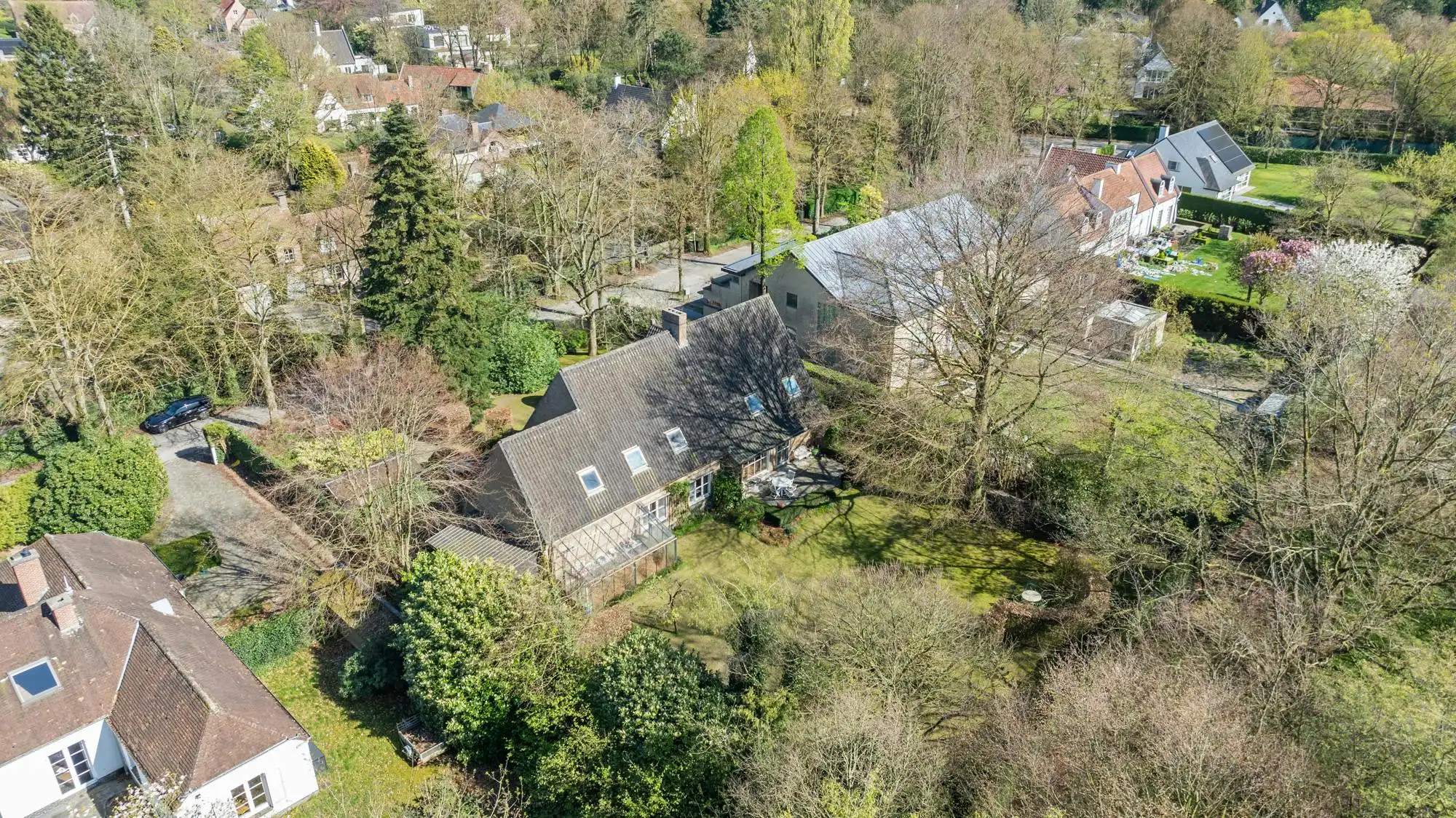 Ruime karaktervolle villa in het Lindenpark te Deurle foto 20