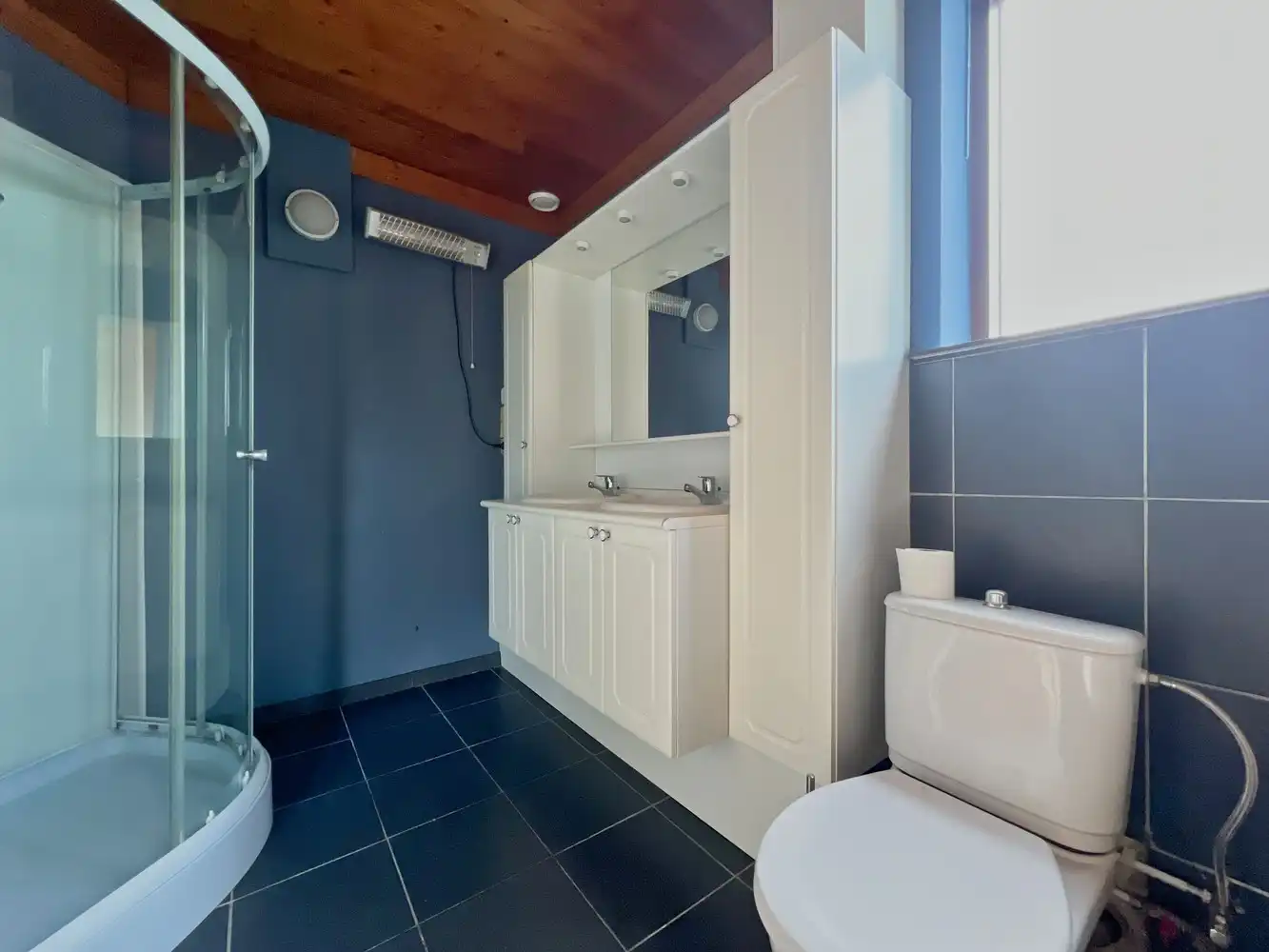 Instapklare, lichtrijke woning (4 slpks) + zonnige tuin foto 12