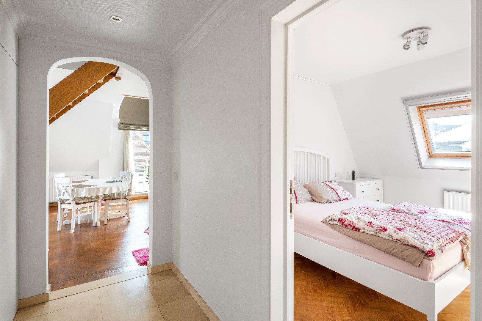 Duplex appartement in een villa-residentie te Albertstrand. Inclusief garage. foto 15