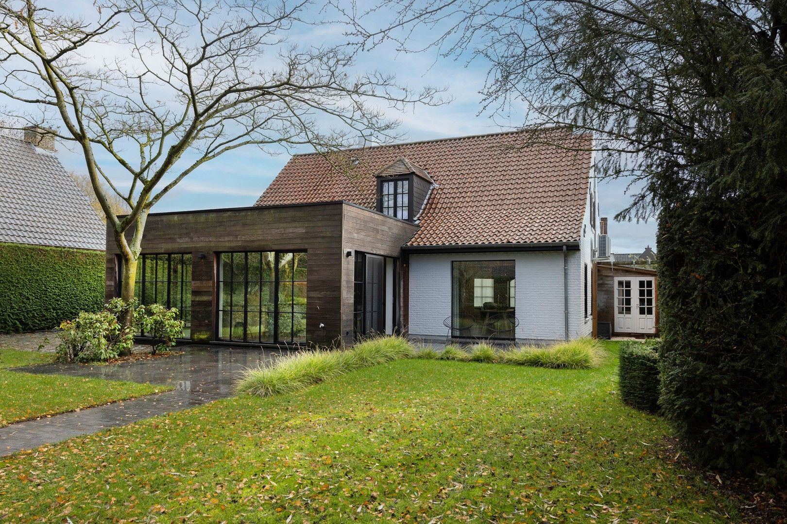 Topgelegen villa met aangenaam thuisbureau nabij de Leie. foto 9