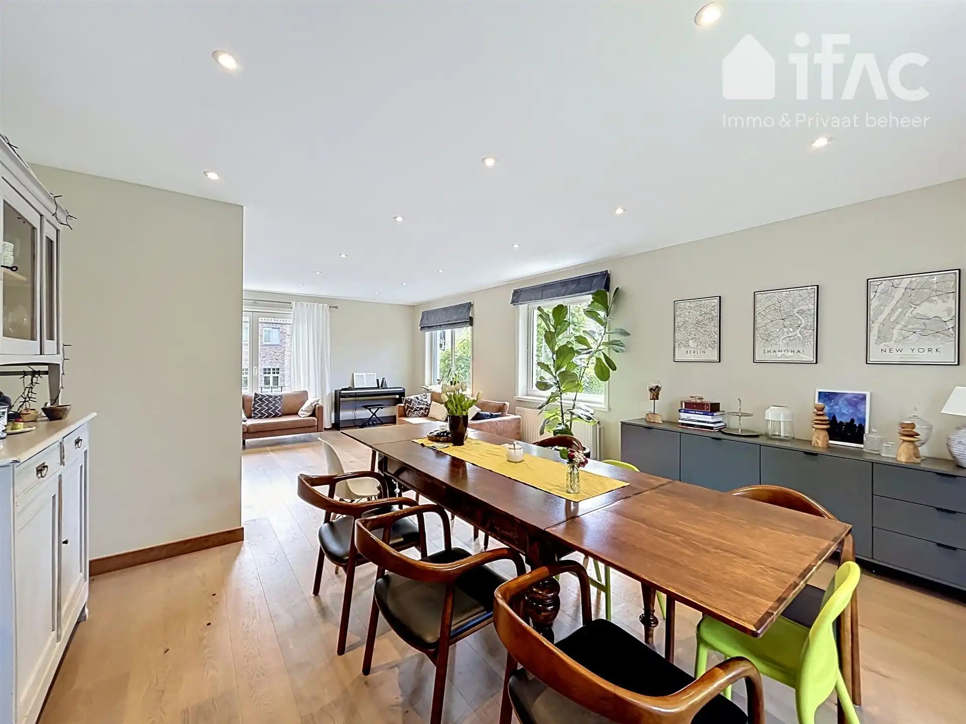Smaakvol gerenoveerde Villa met 5 slaapkamers en leuke tuin foto 7