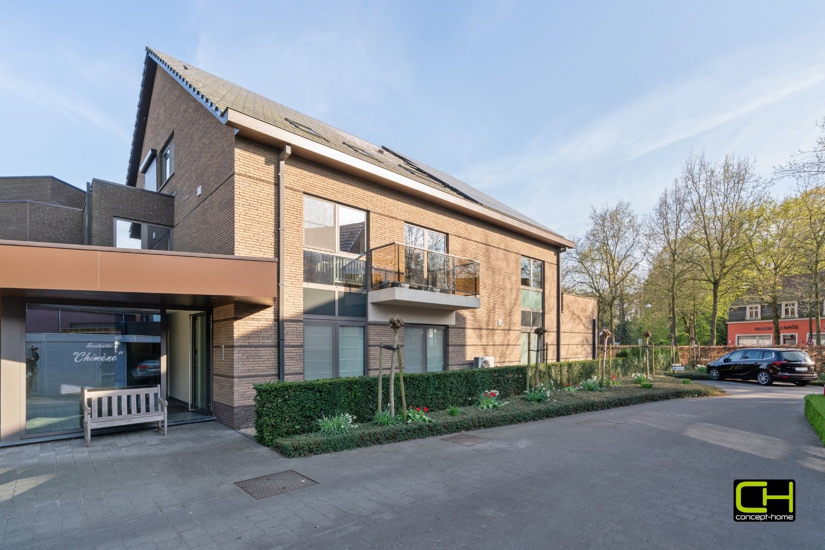 Ruim appartement met twee slaapkamers te koop in Lovendegem foto 23