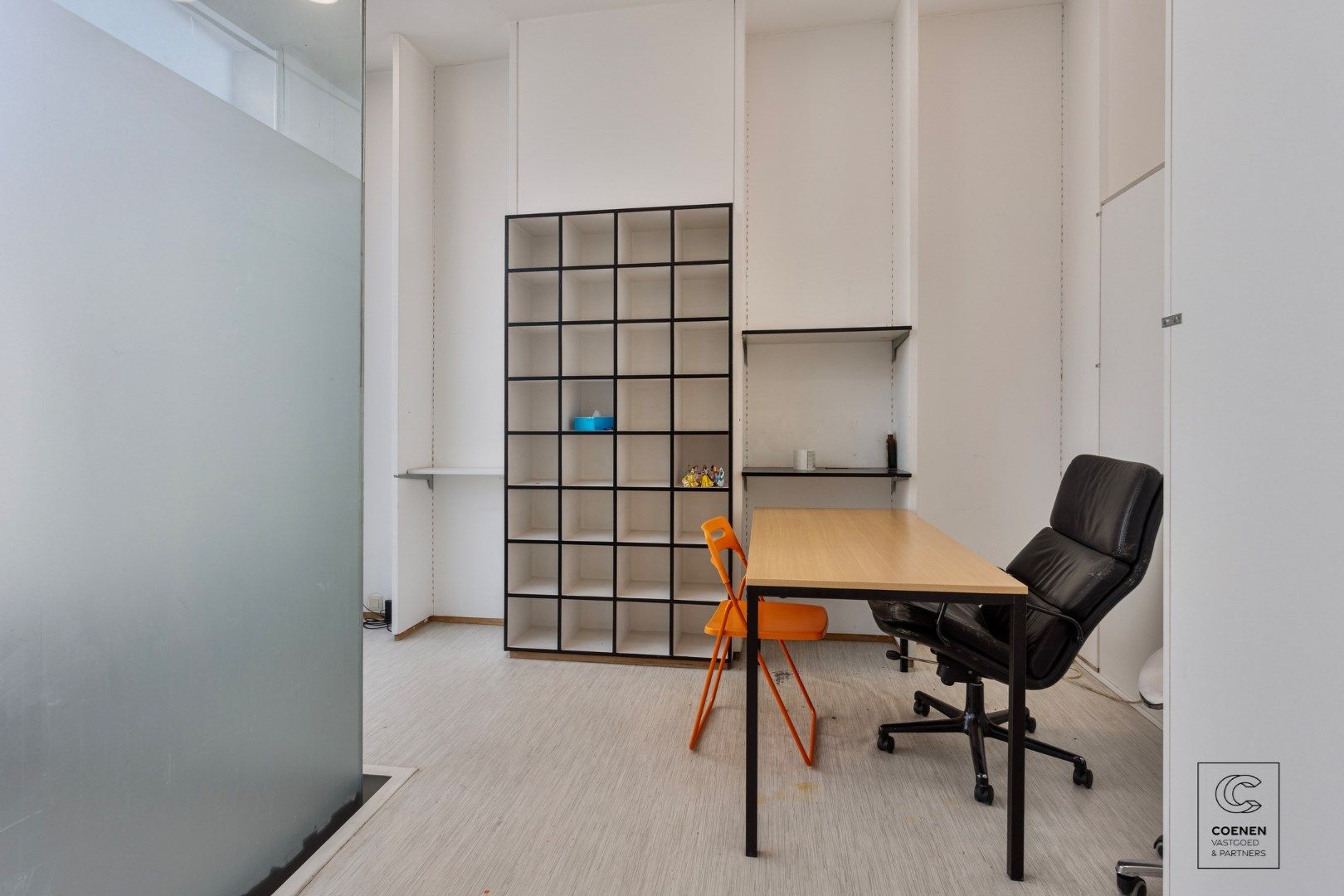 Prachtige handelsruimte met een bruikbare oppervlakte van 355 m² op een SCHITTERENDE locatie te Berchem foto 27