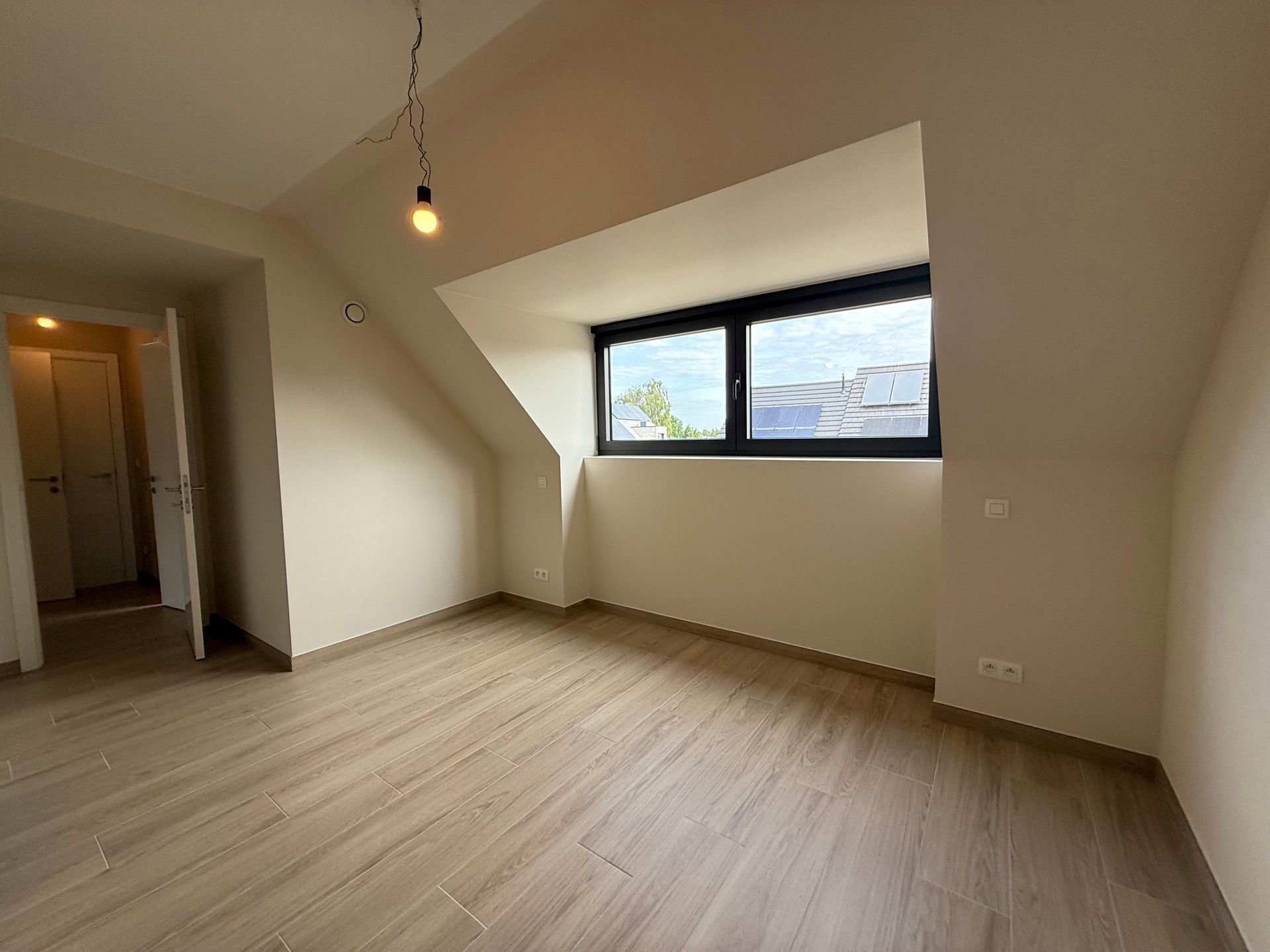 SERSKAMP - Lichtrijk NIEUWBOUW BEN-appartement met staanplaats. foto 8