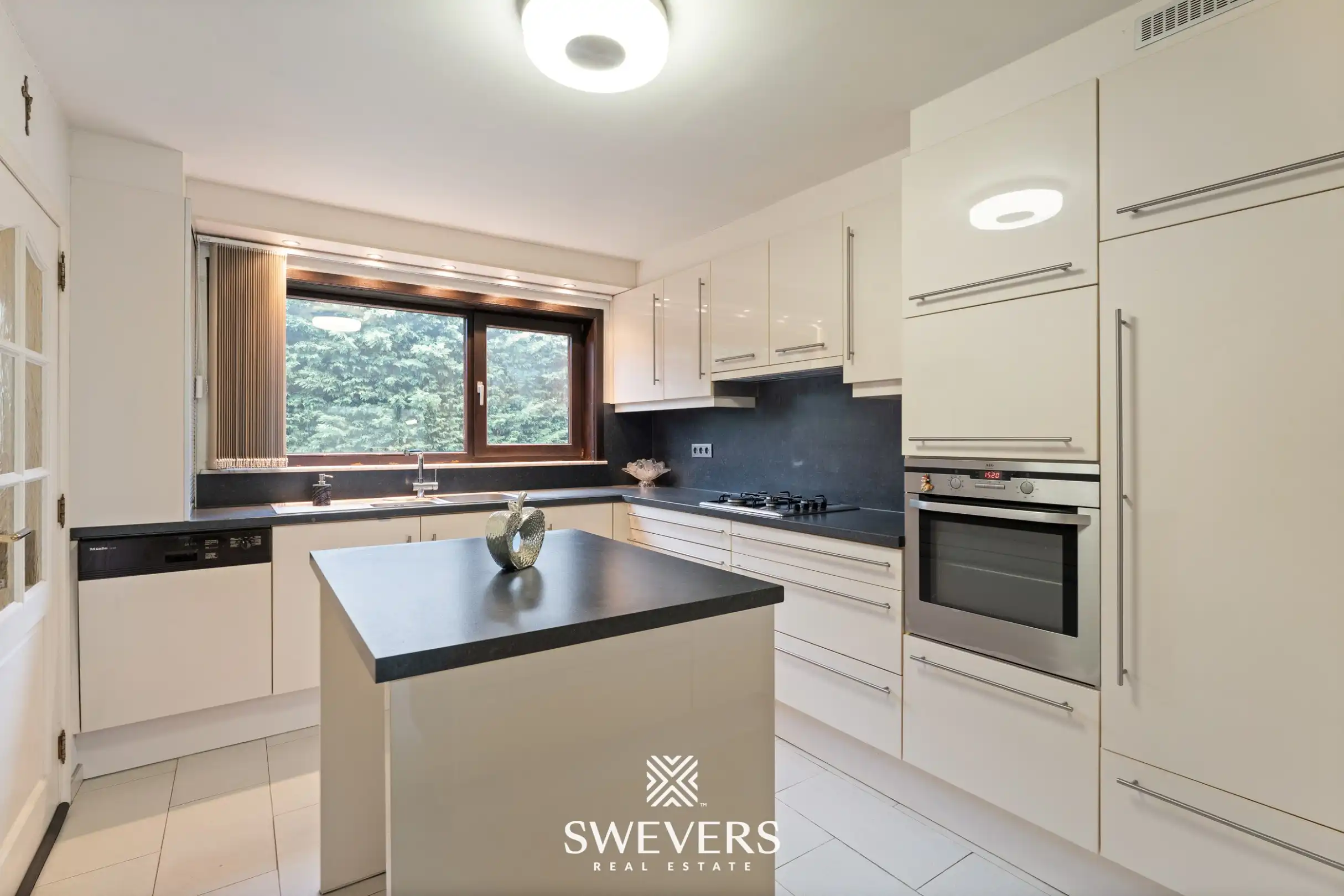 Gelijkvloerse woning met drie slaapkamers te Koersel  foto 12