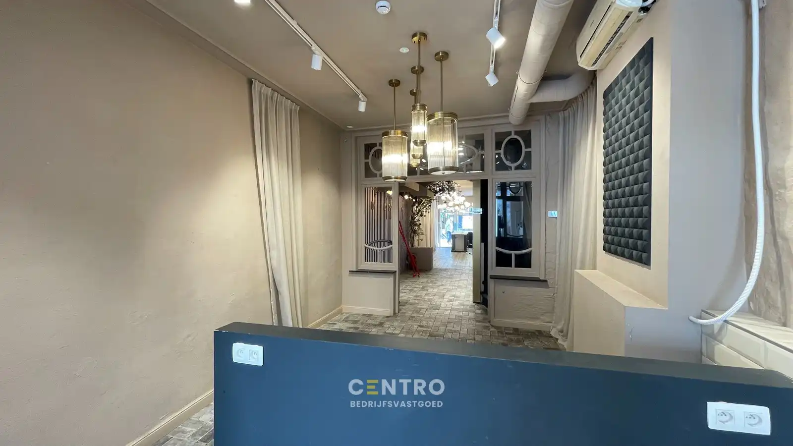 Instapklaar HANDELSPAND (4 verdiepingen) op AAA-locatie (Zuidzandstraat) in het historisch centrum van Brugge! foto 7