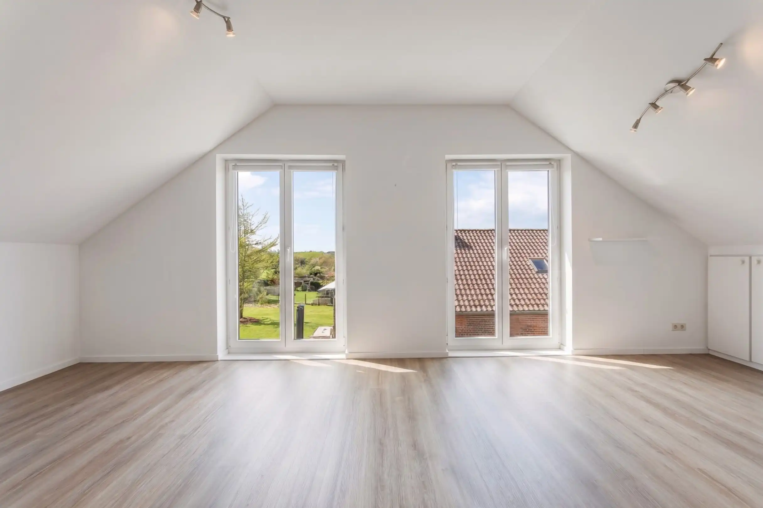 Woonst met 6 slaapkamers en verzicht te Borgloon foto 18