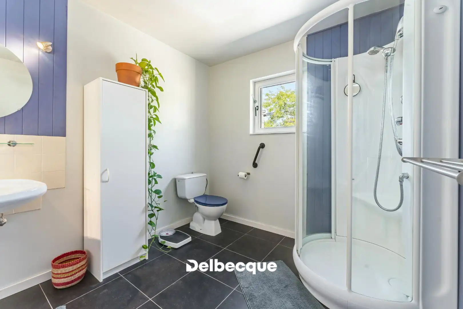 Perfect onderhouden halfopen woning met ruime tuin in residentiële woonwijk te St-Kruis foto 19