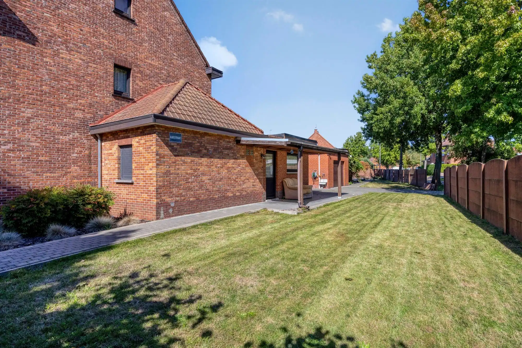PERFECT ONDERHOUDEN WONING MET 3 SLAAPKAMERS + GARAGE OP PERCEEL VAN 5A62 TE BERINGEN foto 24