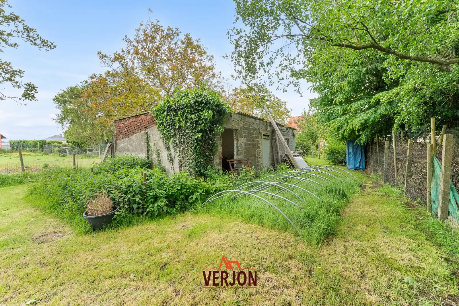Te renoveren woning met enorm perceel van 2.251 m² in Emelgem! foto 22