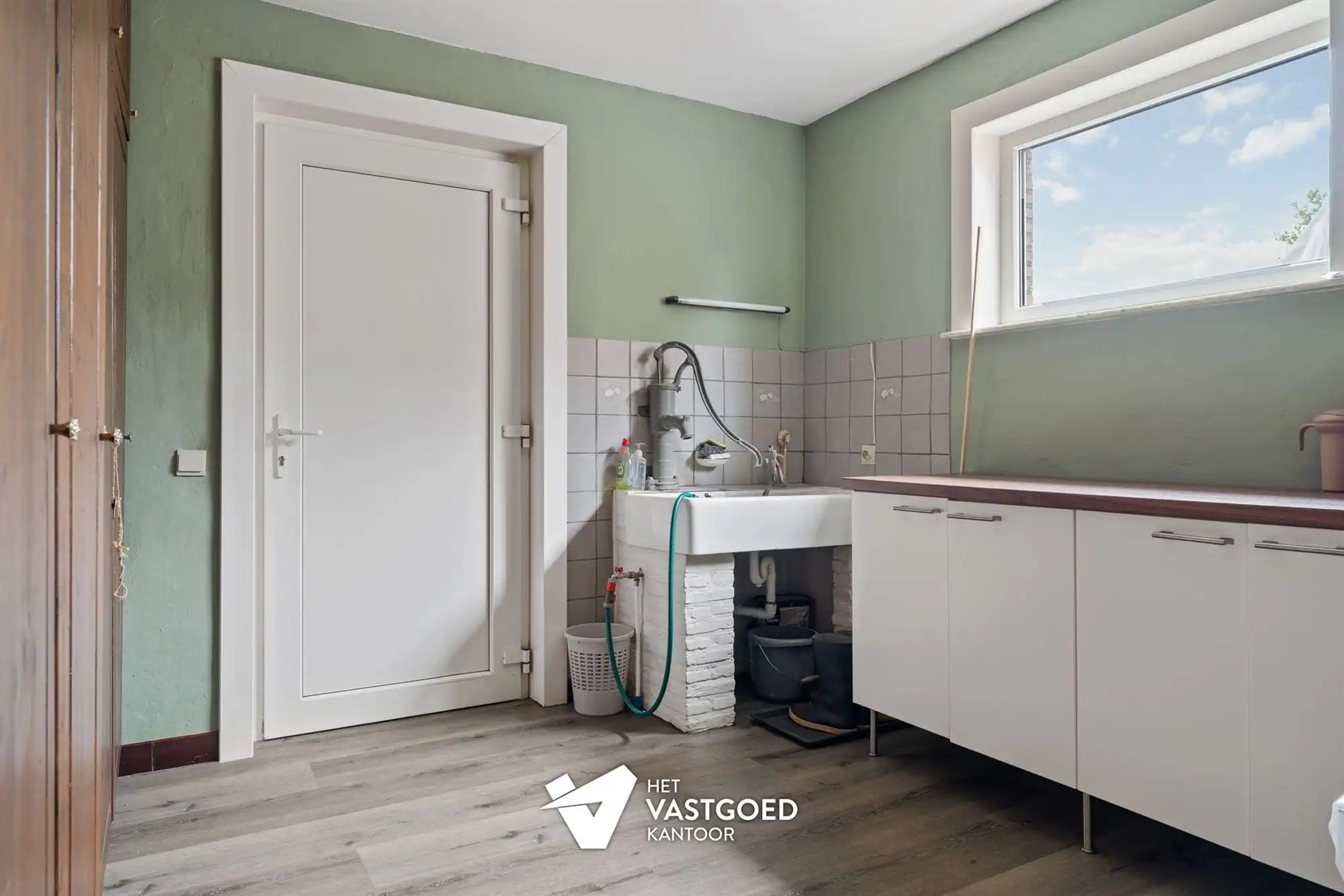 GELIJKVLOERSE INSTAPKLARE WONING OP TOP-LIGGING NABIJ CENTRUM BALEN foto 13