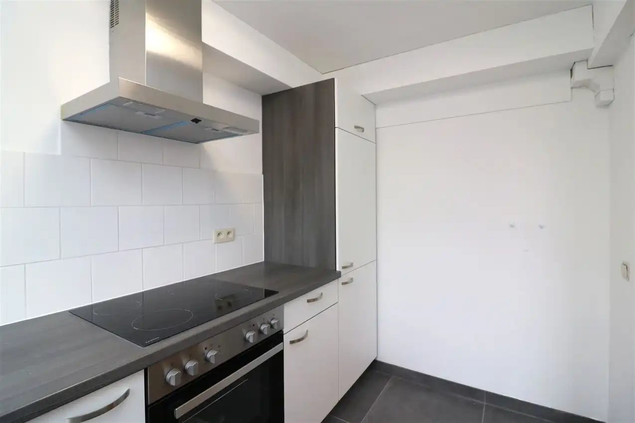 Vernieuwd app. met 1 slpk. op wandelafstand van centrum foto 10