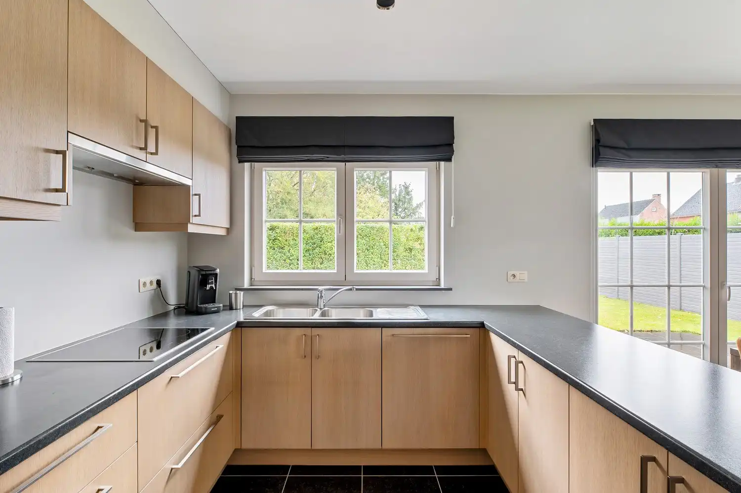 Ruime recente halfopen bebouwing met EPC-A foto 9