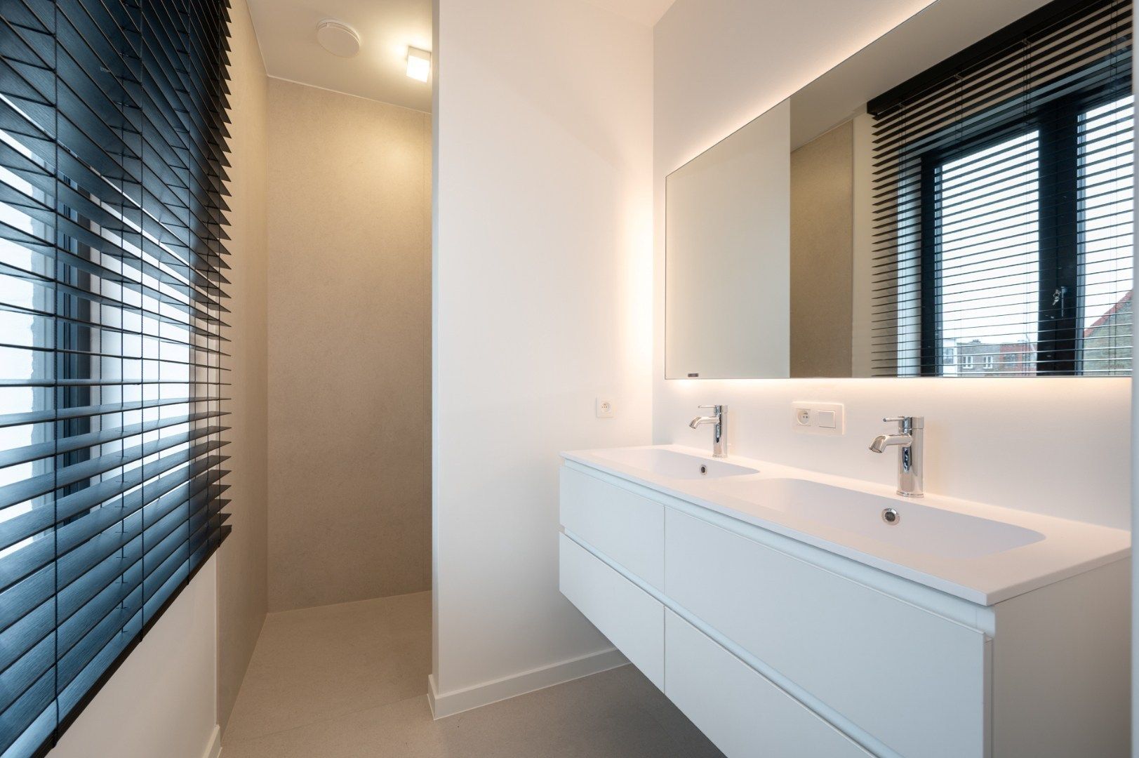 Moderne nieuwbouwvilla in de Meerlaan, nabij het centrum en het Scharpoord foto 13