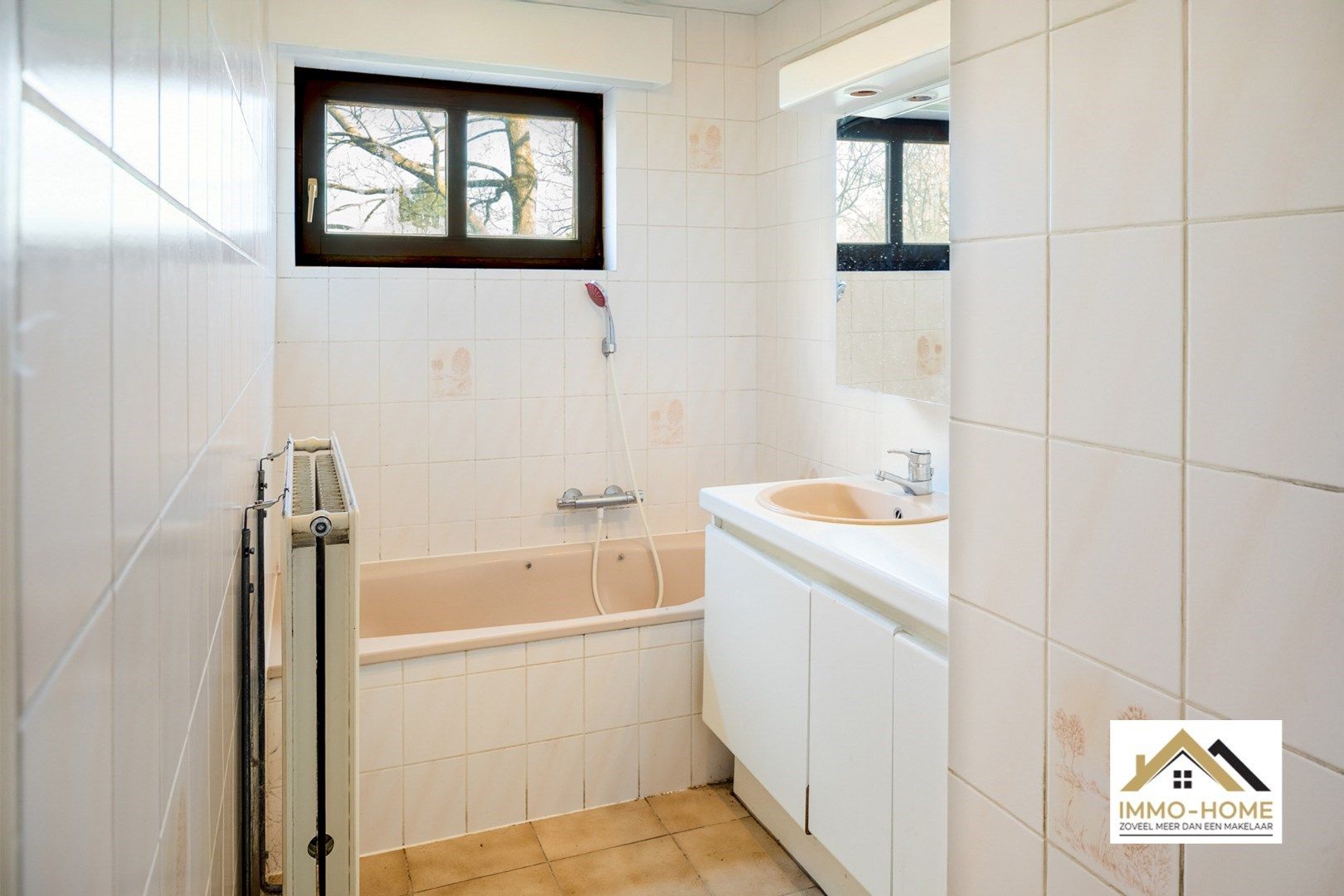 Halfopen bebouwing nabij centrum Lokeren foto 15