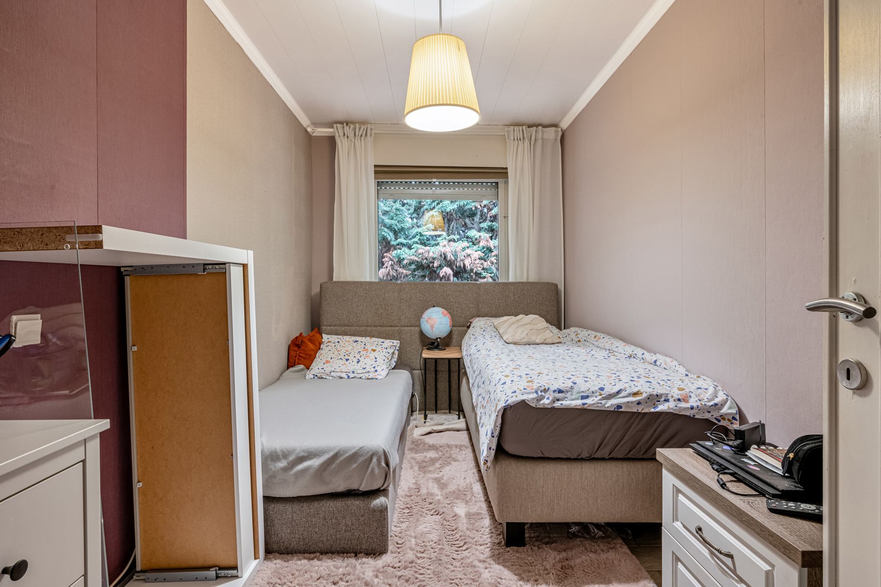 Ruime woning met 3 slaapkamers, garage en grote tuin foto 11