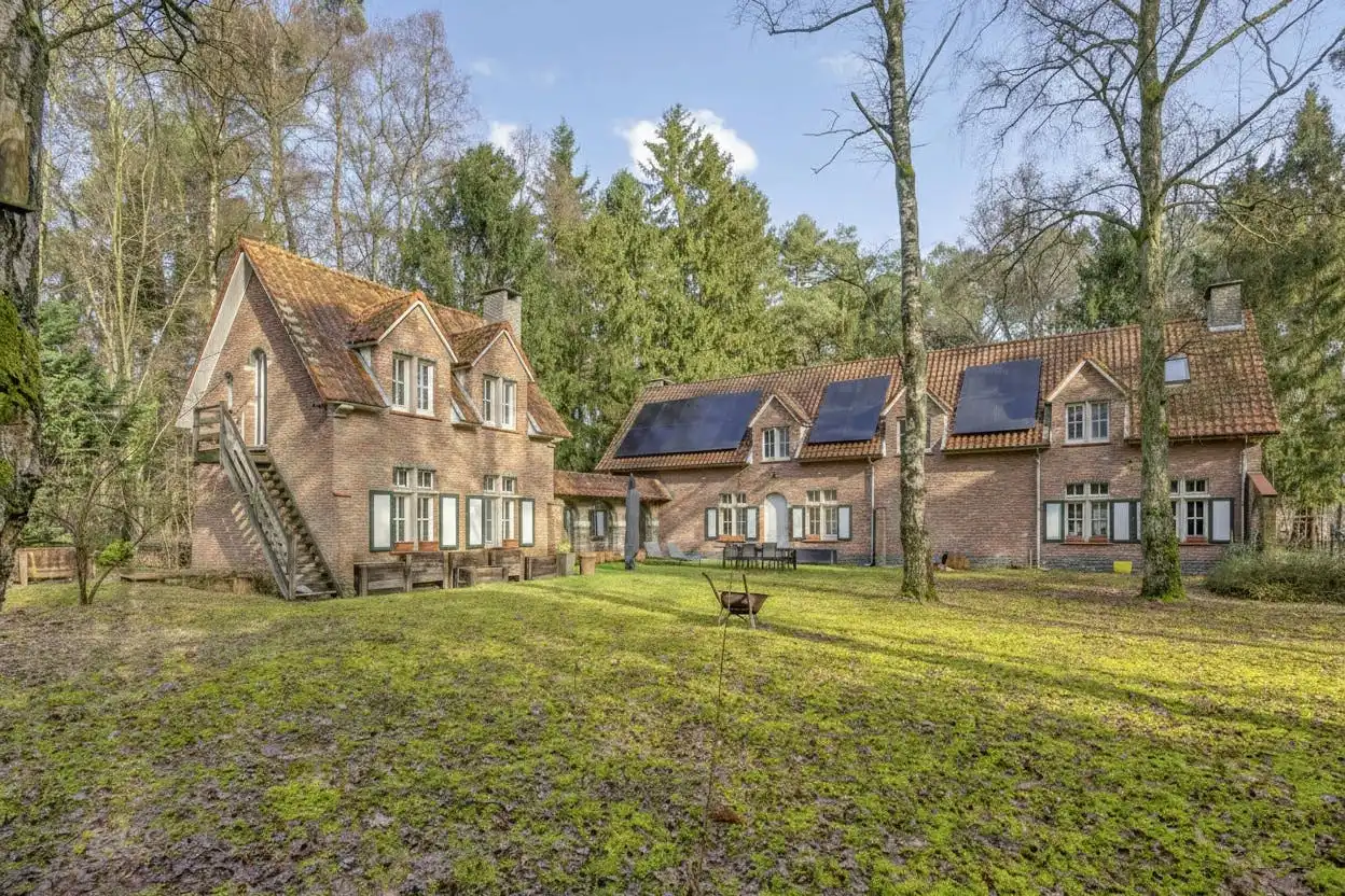 Recent gerenoveerde villa op 33 are te koop in Herentals foto 29