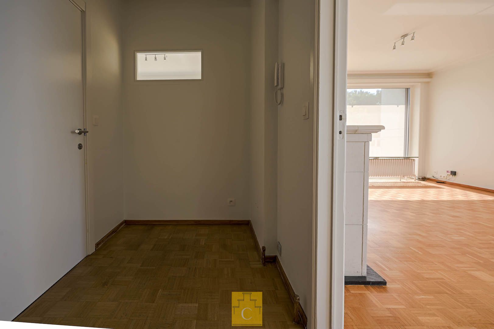 recent gerenoveerd 3 slaapkamer-appartement vlakbij het station, mooie uitzichten, mogelijkheid garage foto 3