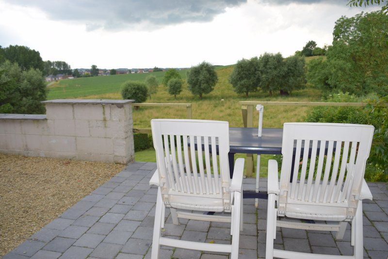 Landelijk gelegen woning met terras en tuin  foto 24