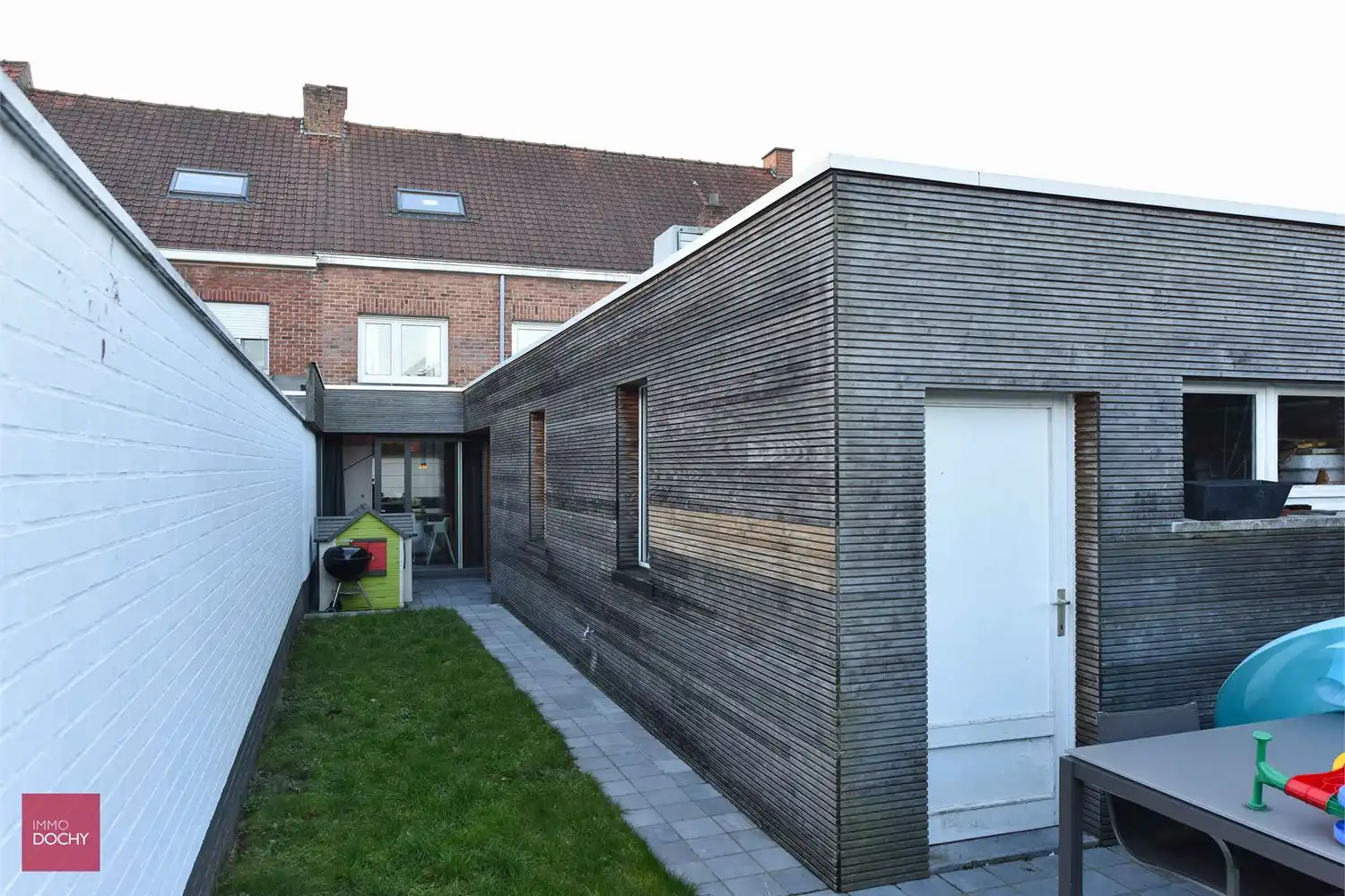 Vernieuwde en instapklare ruime woning centrum | Leiestraat foto 12